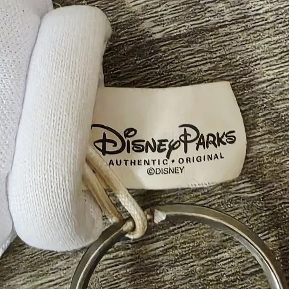 Walt Disney World Reversible Pin Lanyard Trading & Mickey Mouse Glove Keychain - Picture 4 of 5